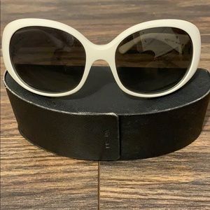 Athetic white Prada sunglasses